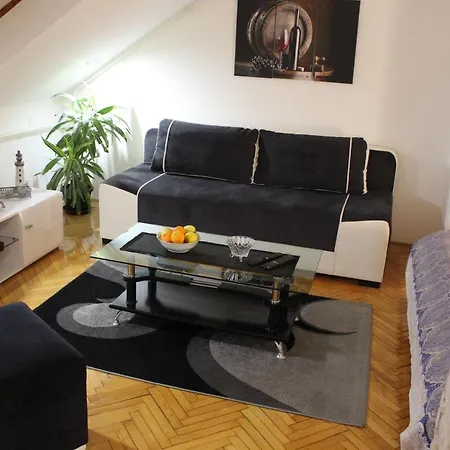 Apartament Two Kings *